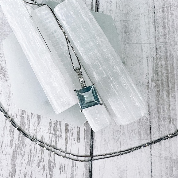 ✗ SOLD ✗ - Picture 3 of 6